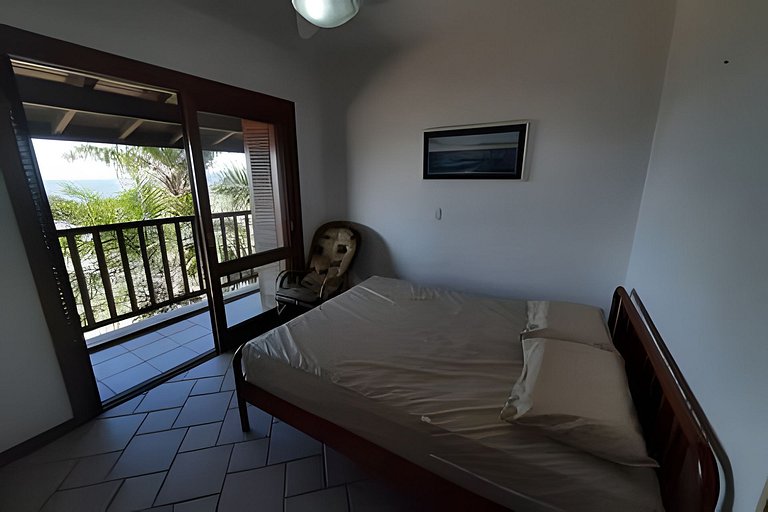 Frente ao mar na Praia Grande.