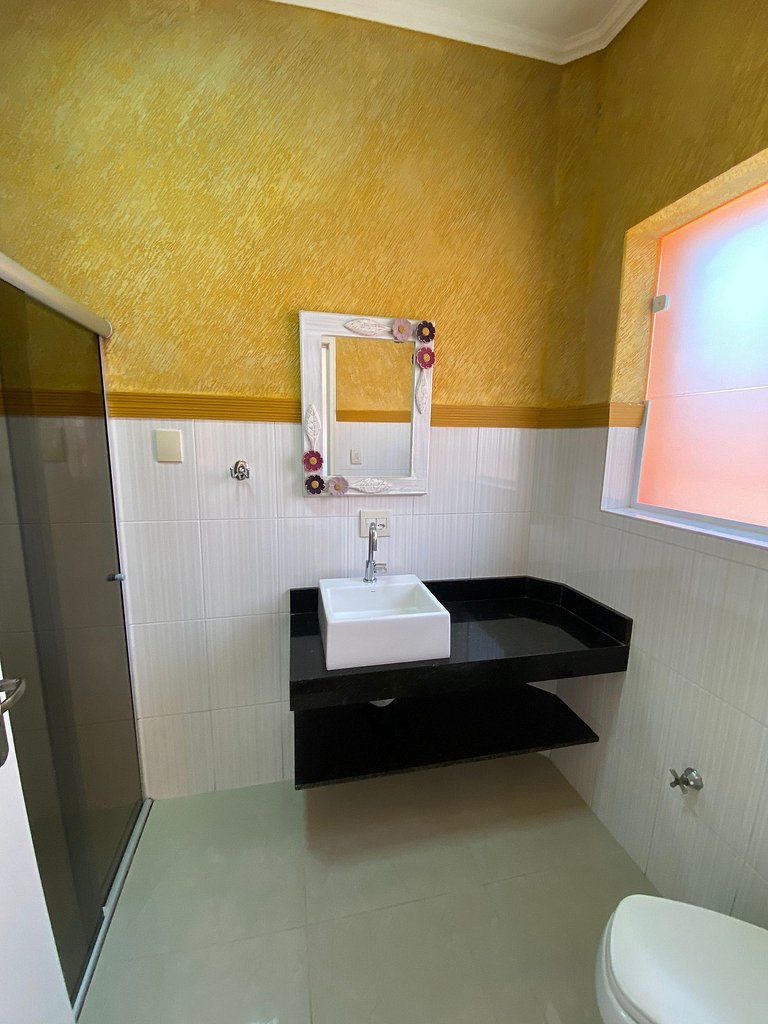 Casa frente ao mar em condomínio praia da Lagoinha