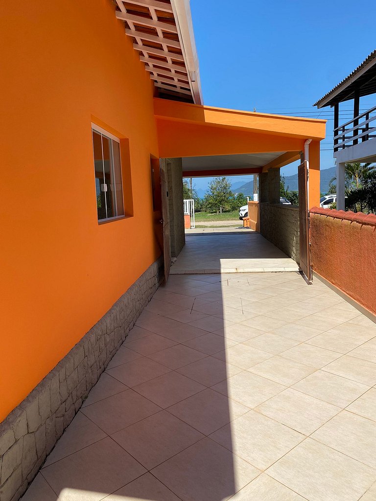 Casa frente ao mar em condomínio praia da Lagoinha
