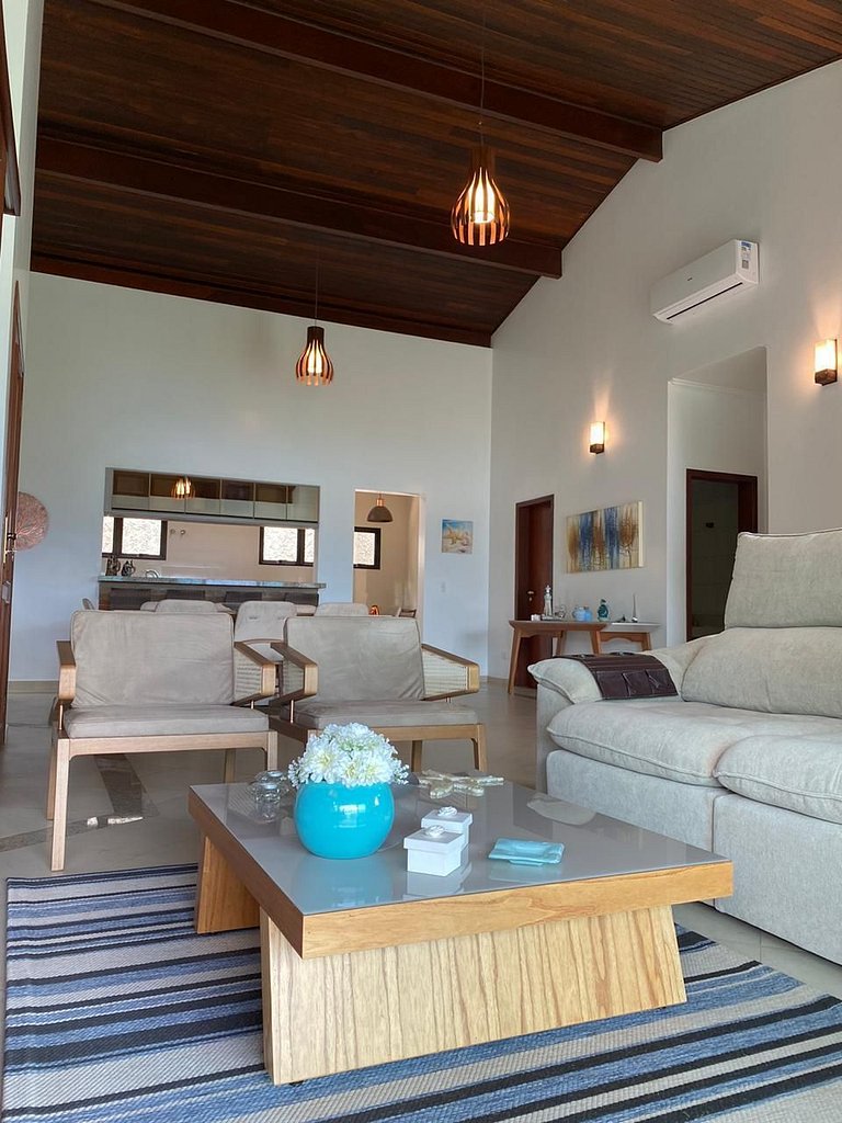 Incredible ocean view, house 127, Toninhas condo.